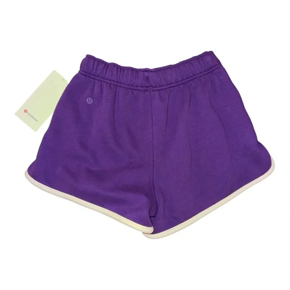 Lululemon Scuba MR Oversized Short 3" *Trim, College Purple Light Ivory Multi - Picture 4 of 10